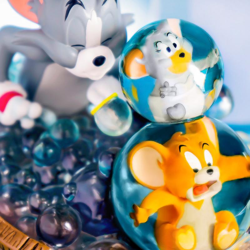 soap-studio-tom-and-jerry-_-bath-time-statue-soap-002