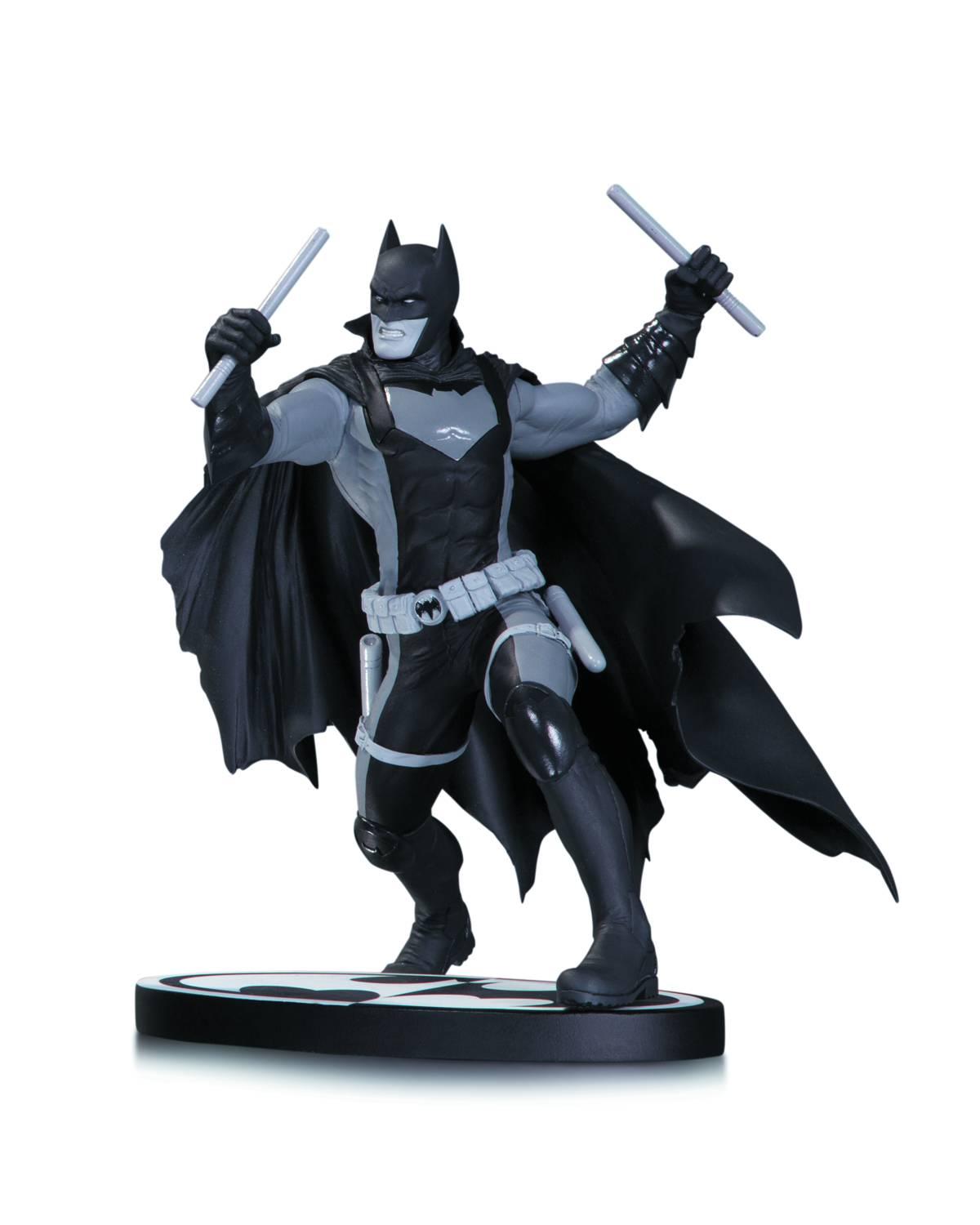 Batman Earth 2 Black & White Statue