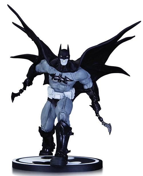Batman Black & White Danda Statue