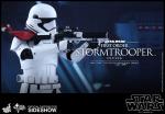 hot-toys-ht1-218-first-order-stormtrooper-officer-sixth-scale-figure