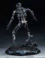 sideshow-collectibles-ss1-582-terminator-t-800-endoskeleton-maquette