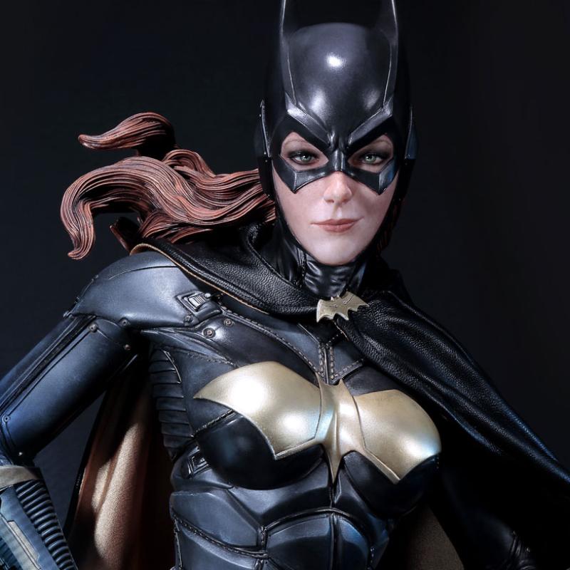 batgirl-a.k-statue