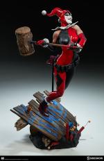 sideshow-collectibles-harley-quinn-14-premium-format-figure