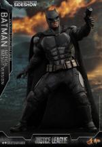 hot-toys-jl-batman-tactical-suit-sixth-scale-figure