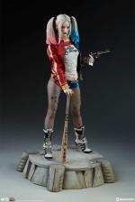 sideshow-collectibles-ss-harley-quinn-premium-format-figure