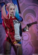 sideshow-collectibles-ss-harley-quinn-premium-format-figure