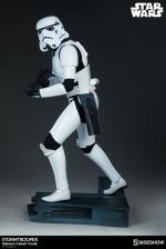 sideshow-collectibles-stormtrooper-premium-format-figure