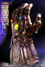hot-toys-thanos-infinity-gauntlet-11-life-size-replica-ht1-306