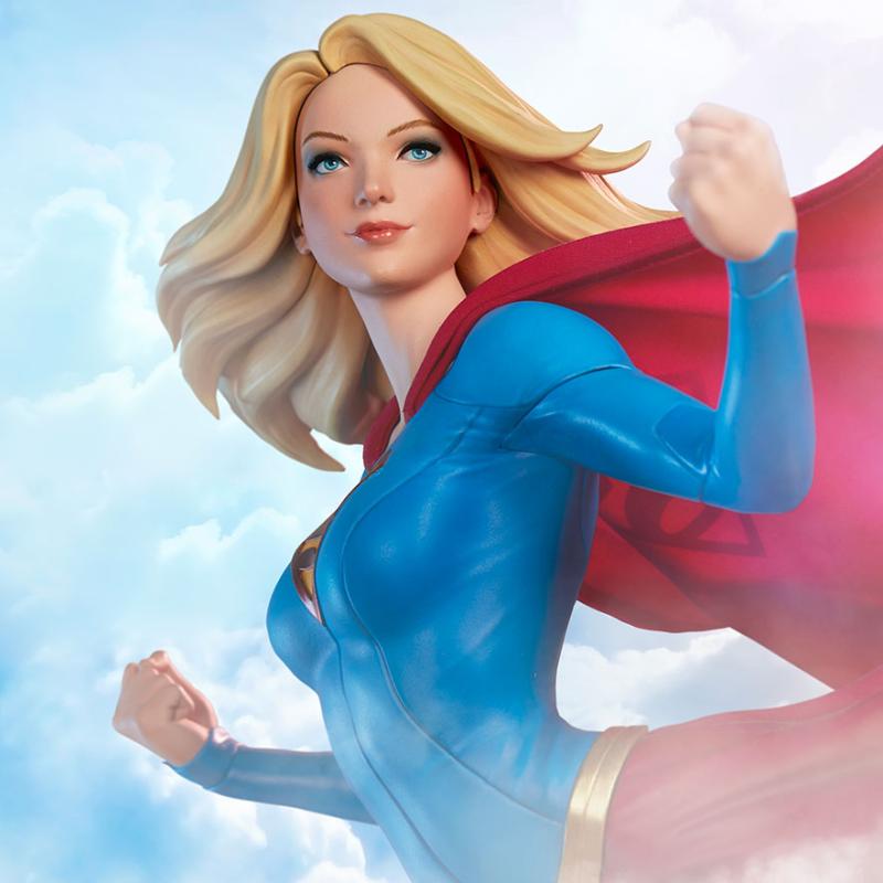 sideshow-collectibles-supergirl-premium-format-figure-ss1-657
