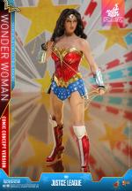 hot-toys-wonder-woman-comic-concept-version-exclusive-sixth-scale-figure-ht1-331