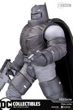 dc-collectibles-armored-batman-black-white-frank-miller-statue-dc2-119