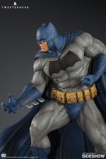sideshow-collectibles-batman-dark-knight-maquette-ss1-720