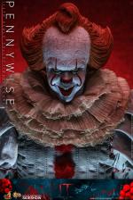 hot-toys-pennywise-sixth-scale-figure-ht1-423