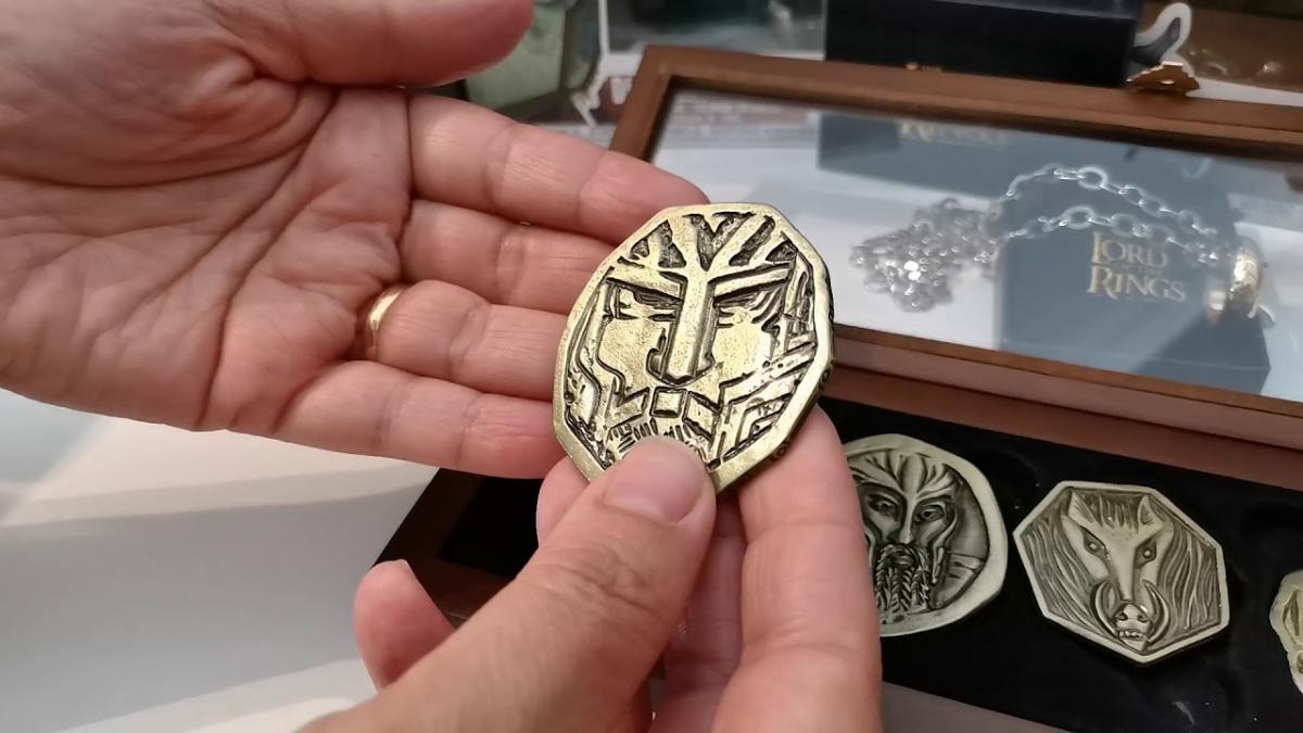 The Hobbit : Dwarven Treasure Coin 1:1 Life Size Replica Set