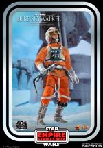 hot-toys-luke-skywalker-snowspeeder-pilot-40th-anniv-sixth-scale-figure-ht1-456