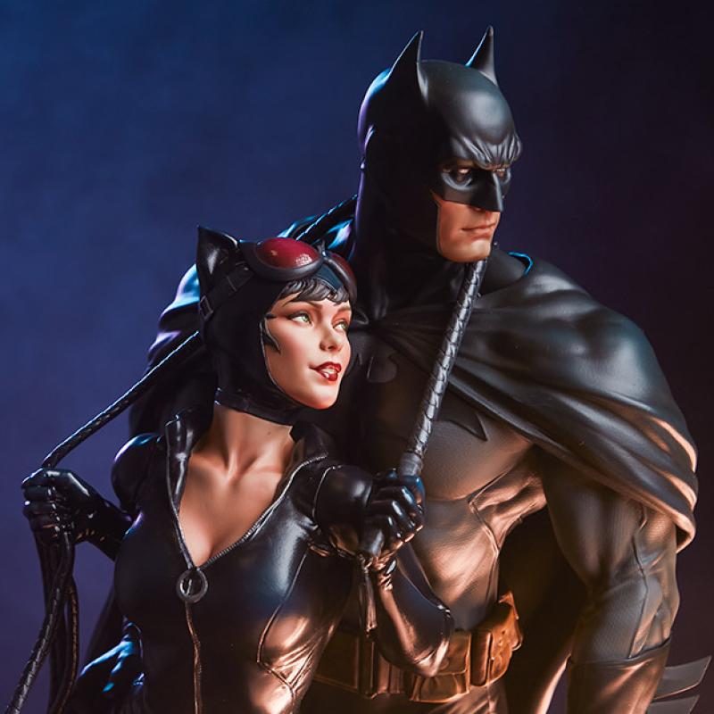 sideshow-collectibles-batman-and-catwoman-diorama-ss1-805