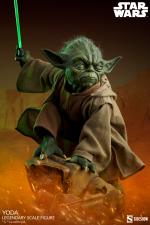 sideshow-collectibles-yoda-aotc-legendary-scale-figure-ss1-811