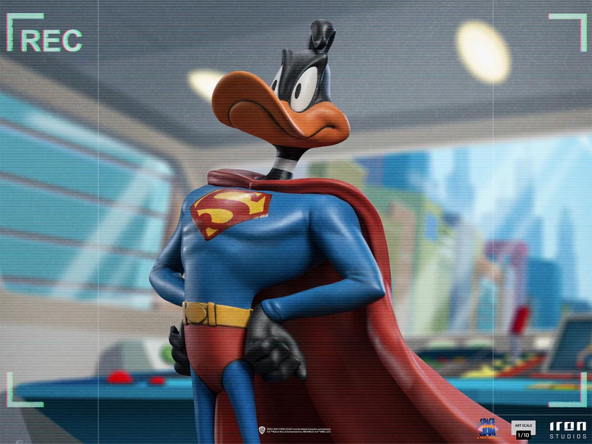Daffy Duck Superman 1:10 Scale Statue